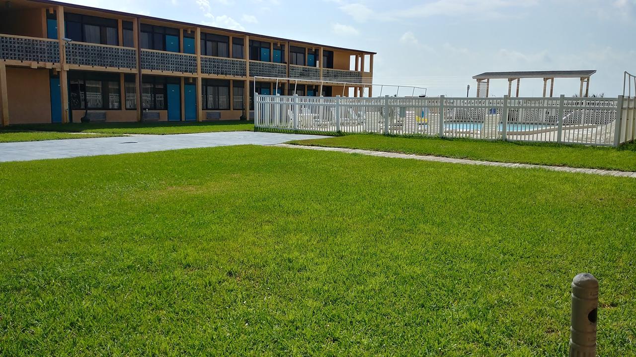 Buccaneer Inn St. George Island Luaran gambar